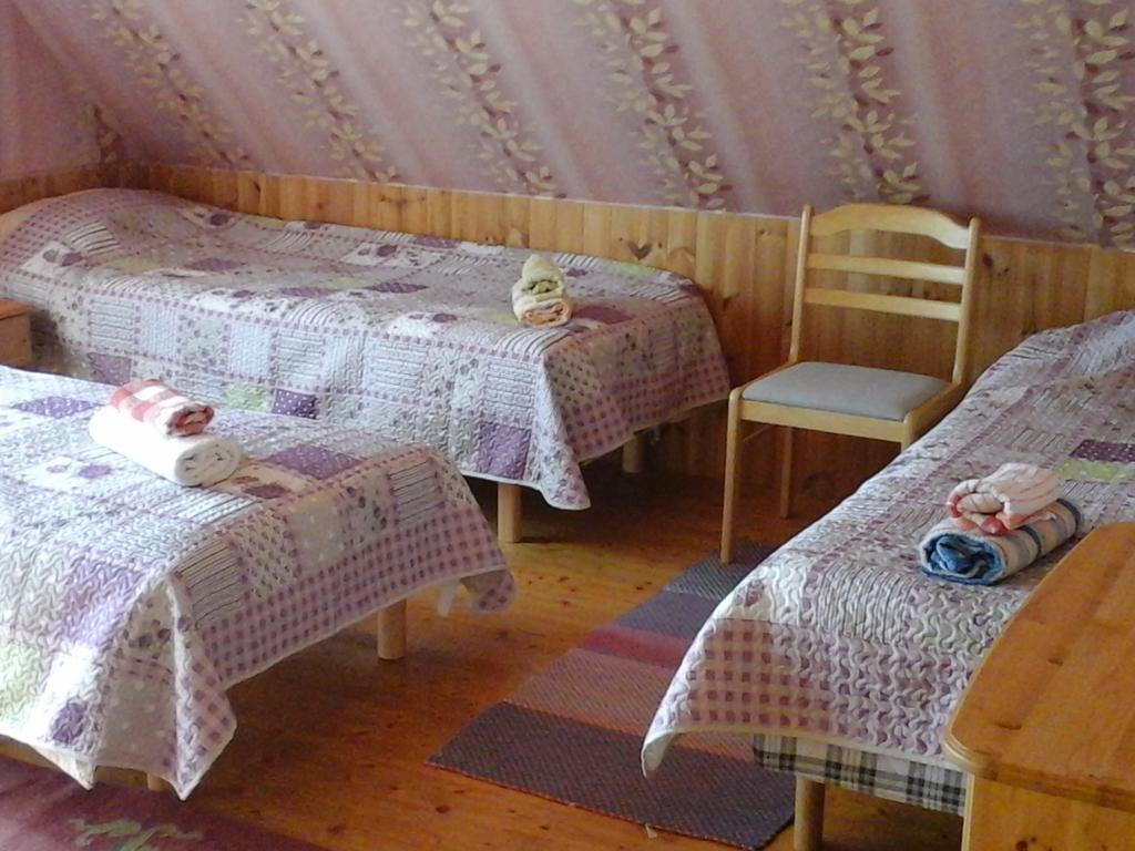 Tonise Holiday Houses Lilbi  Rum bild