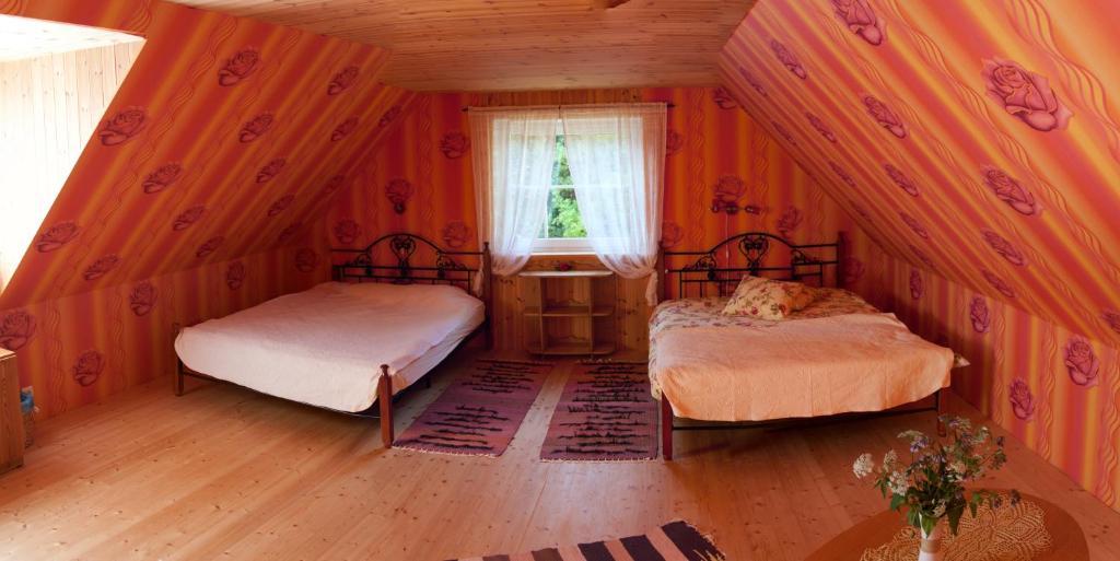 Tonise Holiday Houses Lilbi  Rum bild